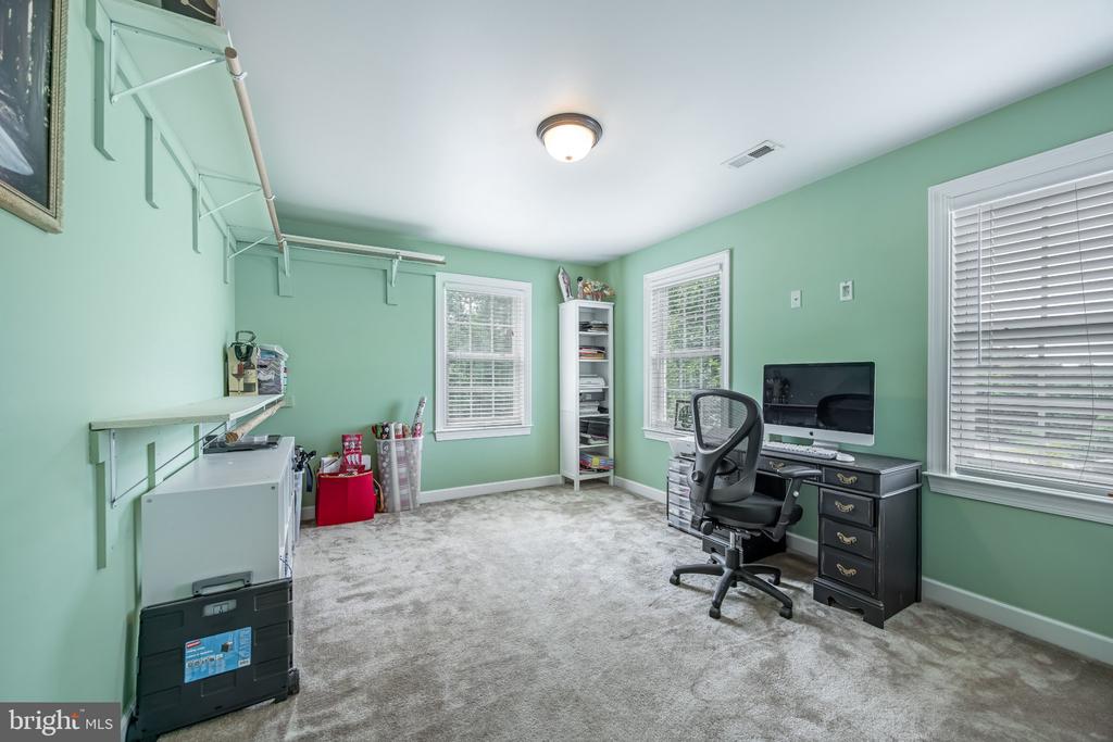 65 EQUESTRIAN DRIVE
