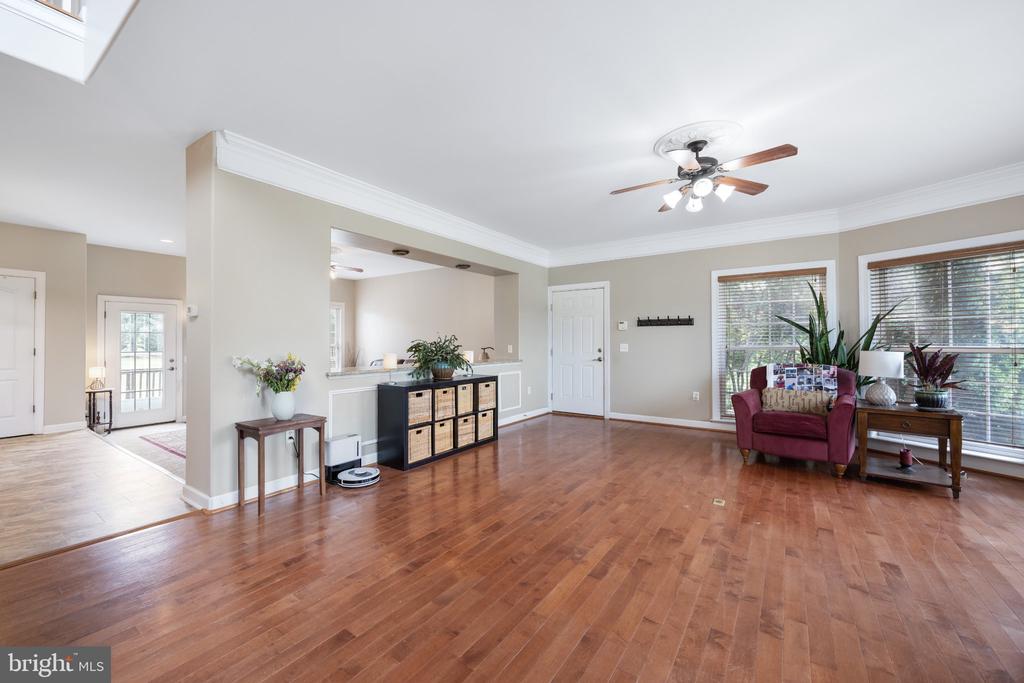 65 EQUESTRIAN DRIVE