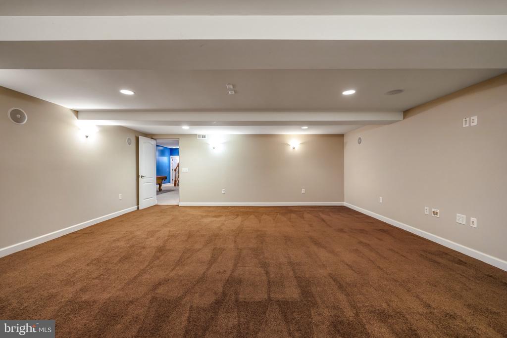 65 EQUESTRIAN DRIVE