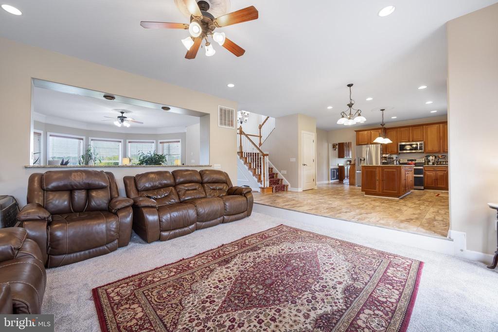 65 EQUESTRIAN DRIVE