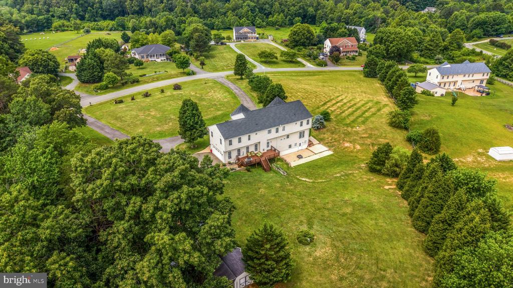 65 EQUESTRIAN DRIVE