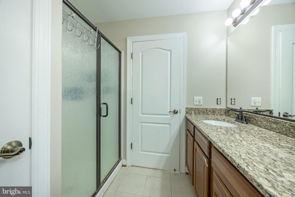 65 EQUESTRIAN DRIVE