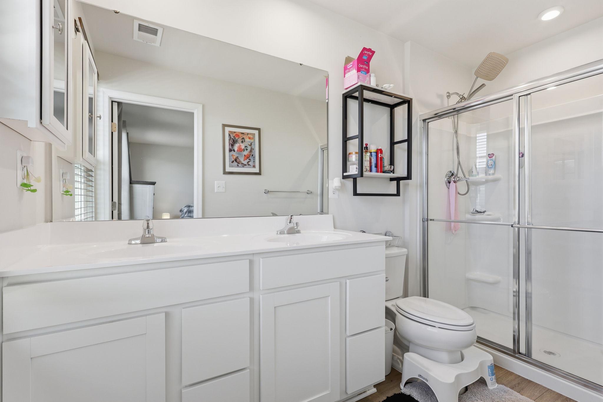 1612 CREEK BOTTOM PLACE