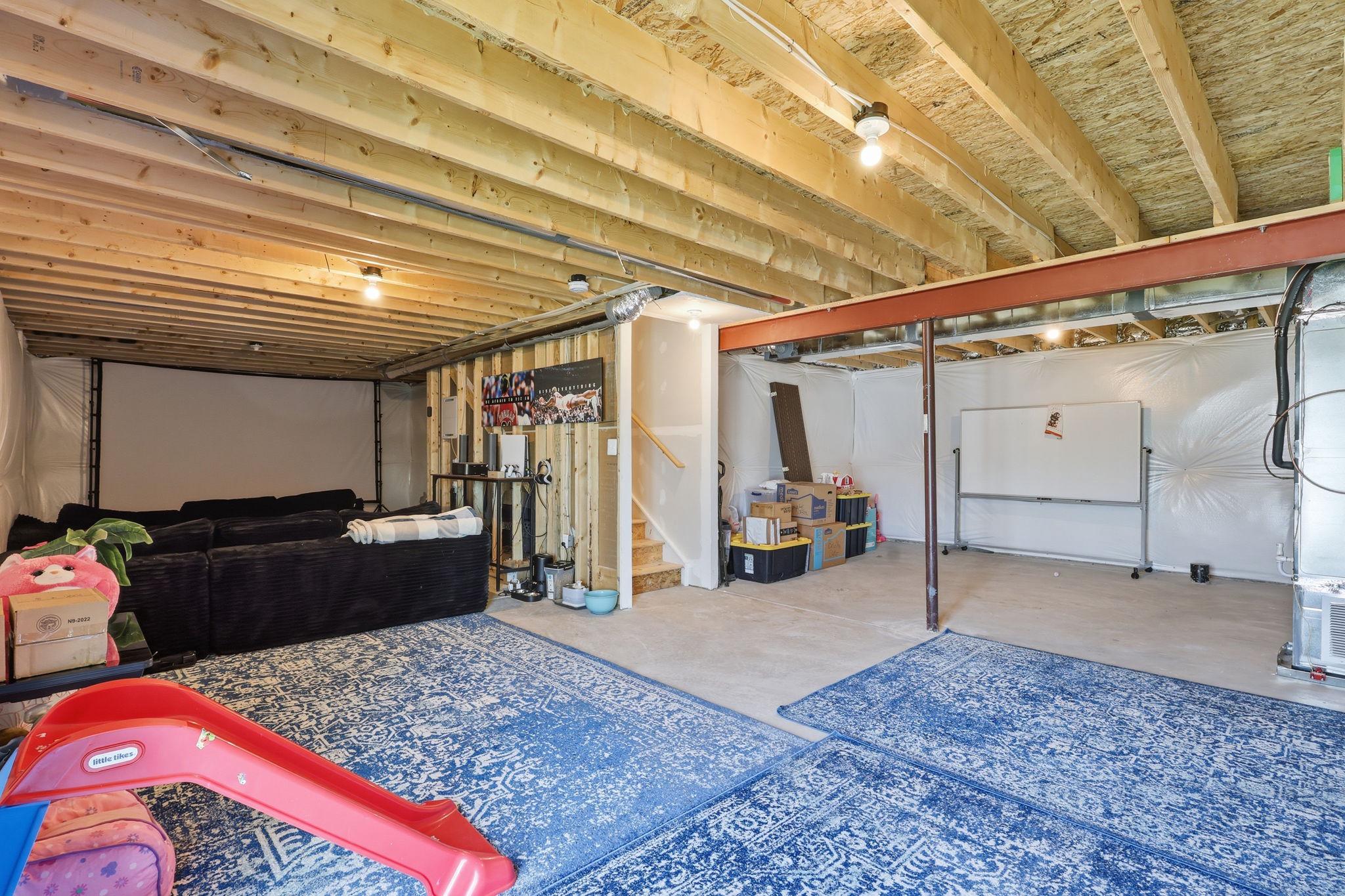 1612 CREEK BOTTOM PLACE