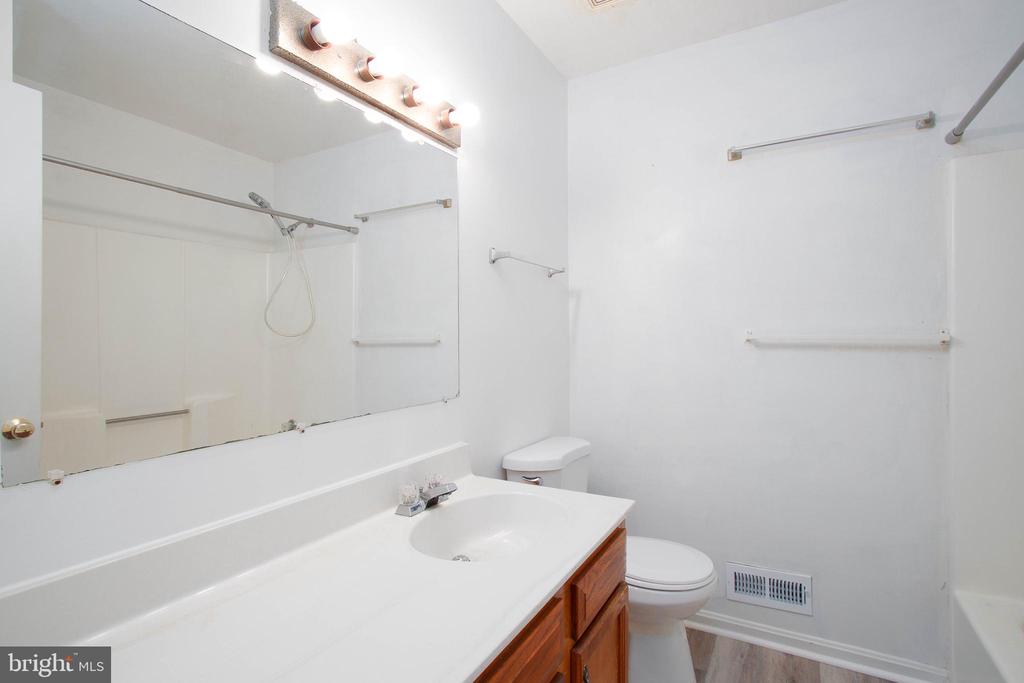 103 POWHATAN COURT Unit: 110