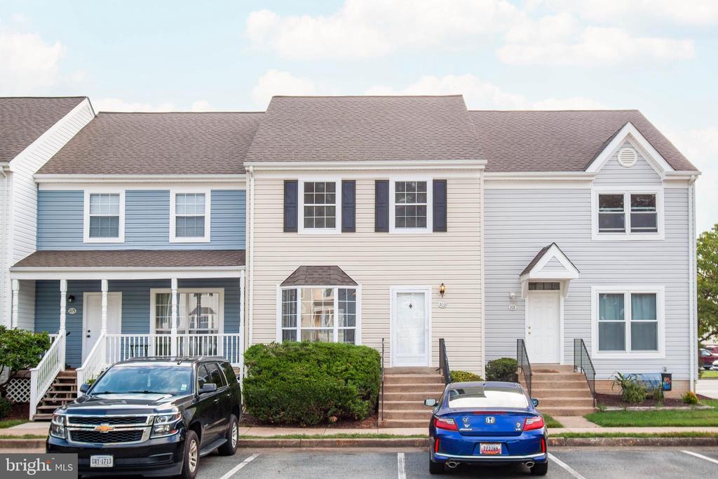 103 POWHATAN COURT Unit: 110