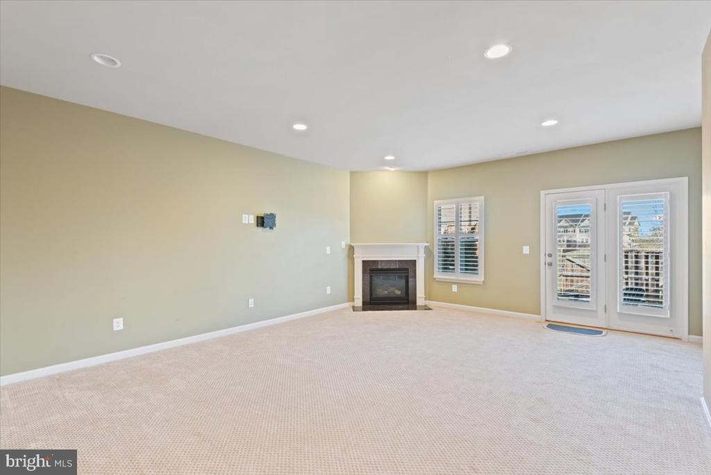 19 OCALA WAY