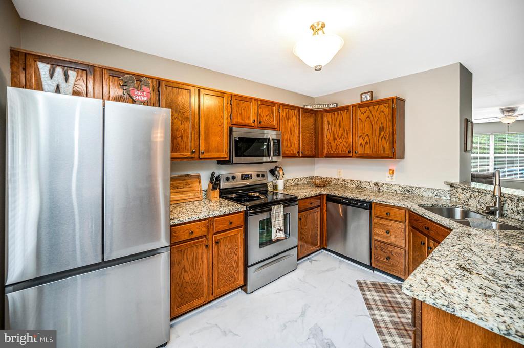 502 CLUB HOUSE ROAD