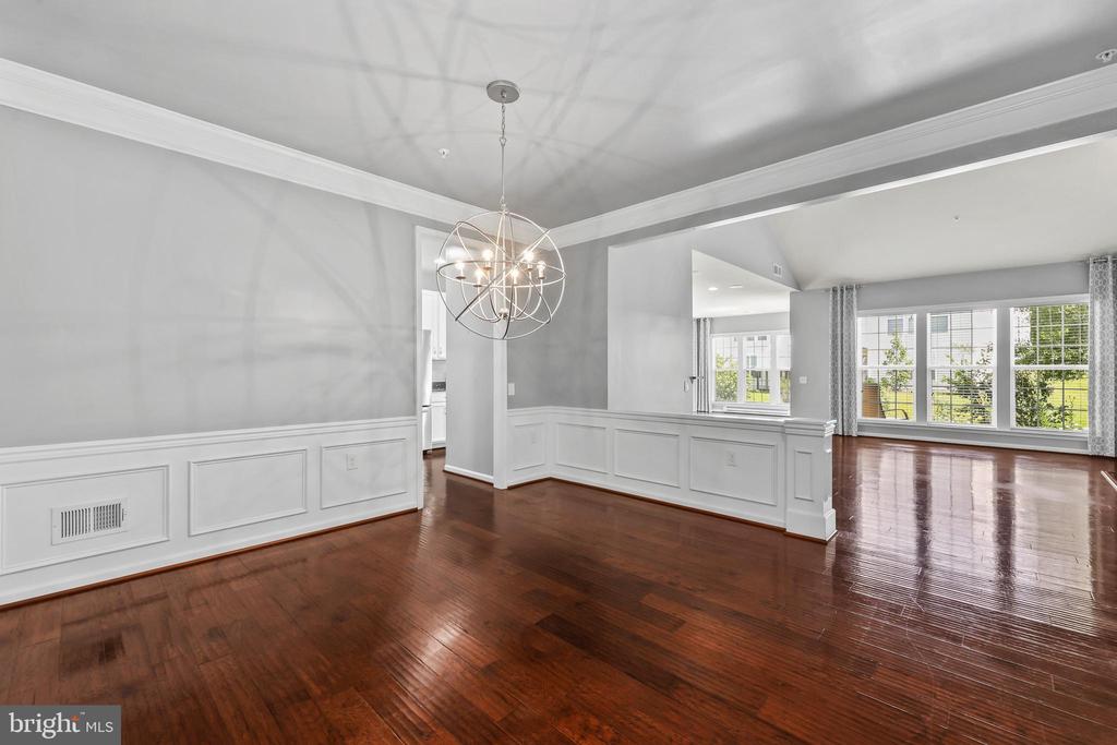 35 BATTERY POINT DRIVE