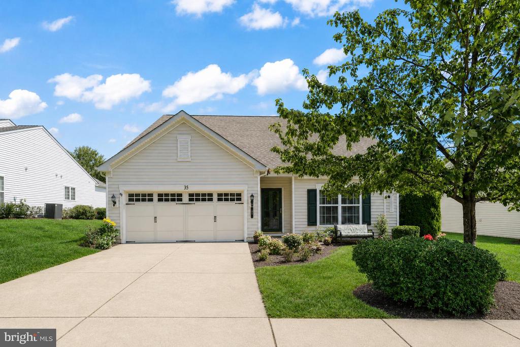 35 BATTERY POINT DRIVE
