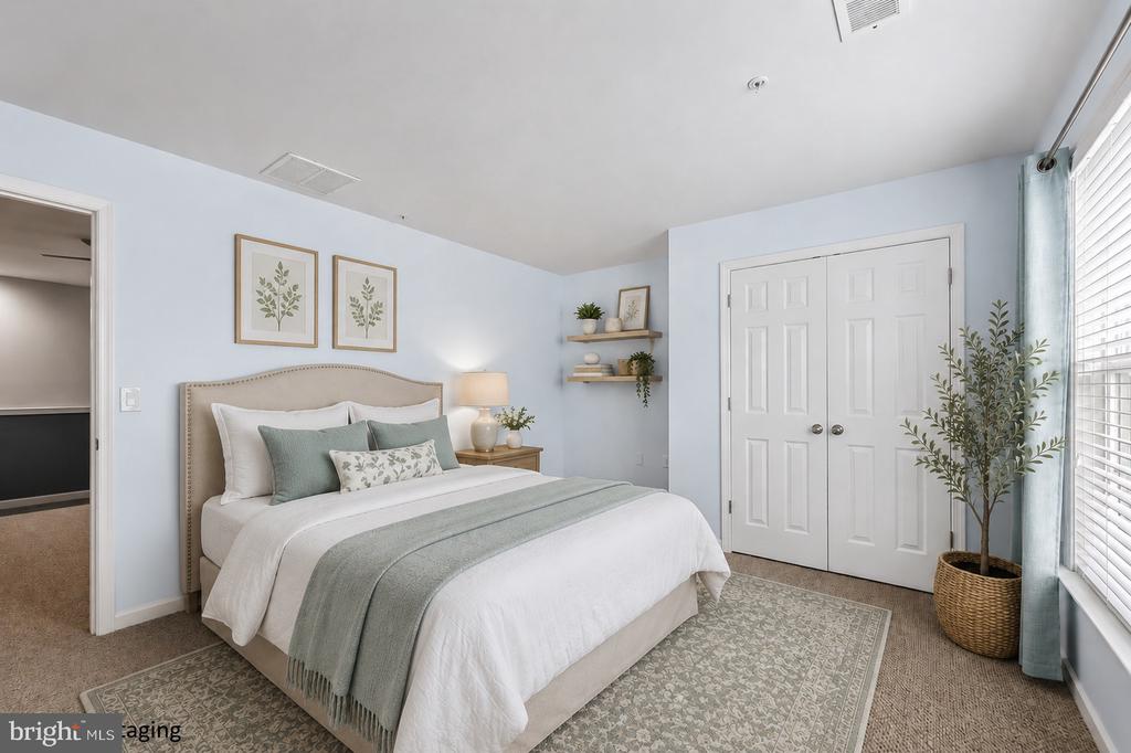 35 BATTERY POINT DRIVE
