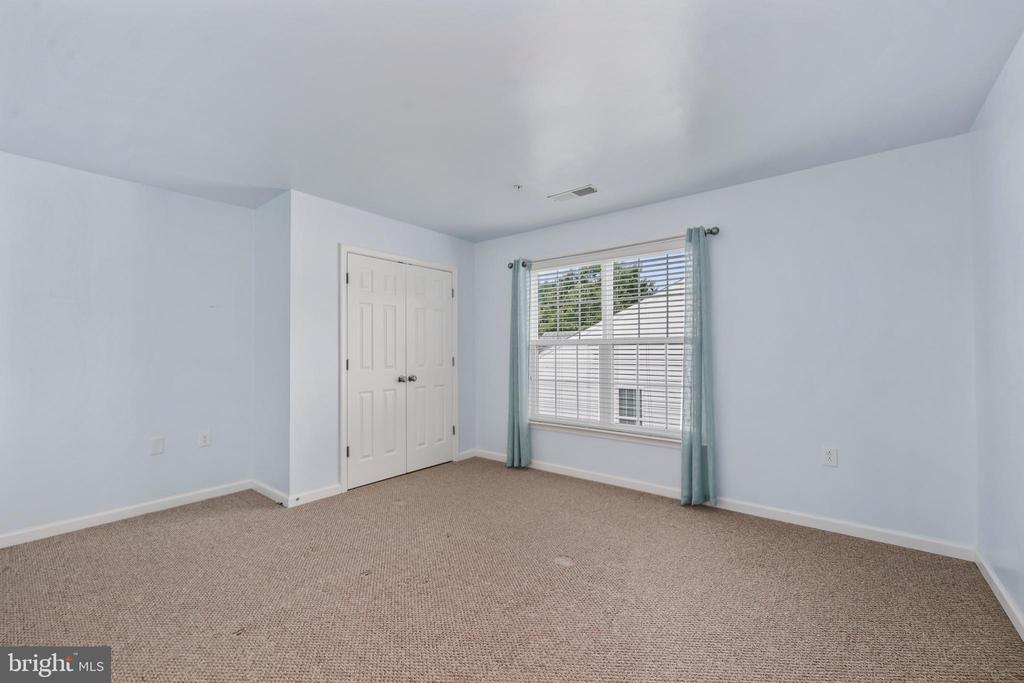 35 BATTERY POINT DRIVE