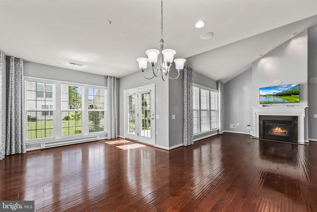 35 BATTERY POINT DRIVE
