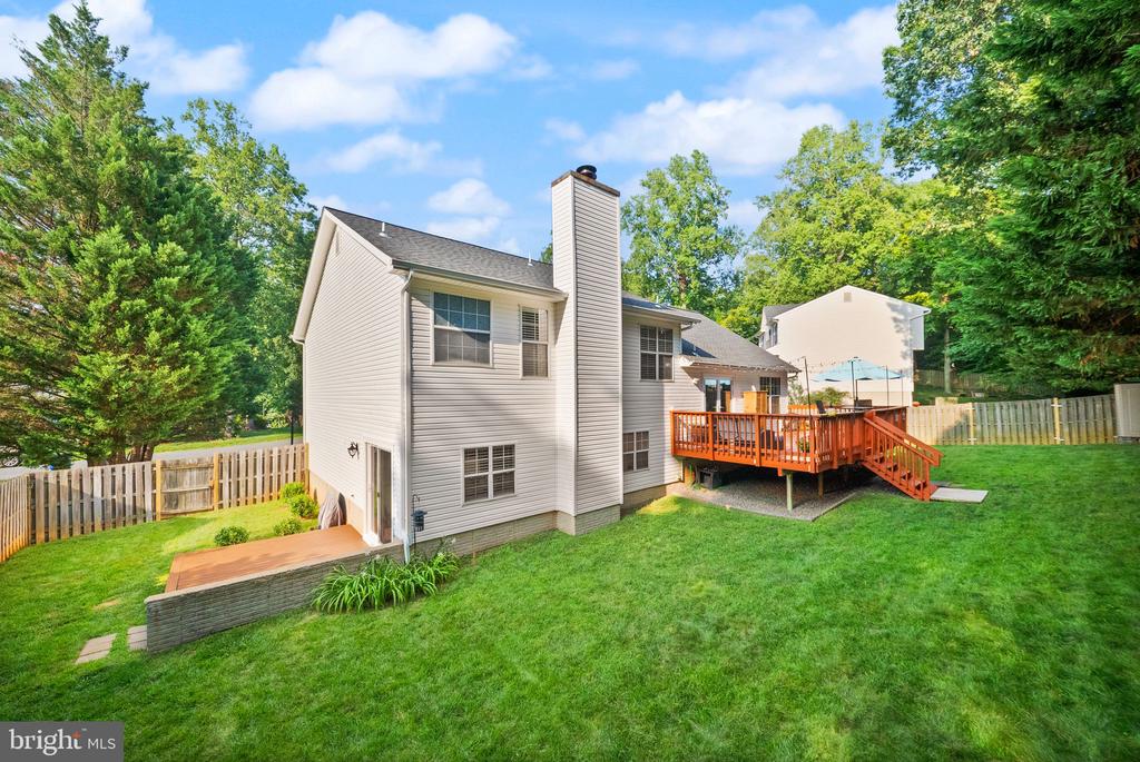 18 PARKWOOD COURT