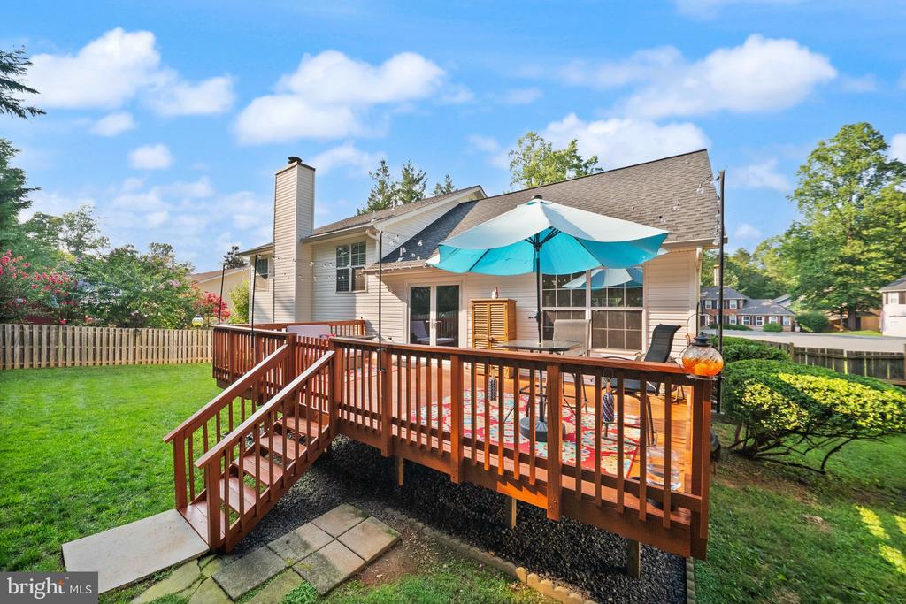 18 PARKWOOD COURT