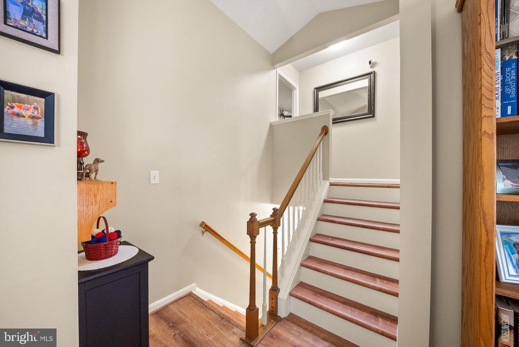 18 PARKWOOD COURT