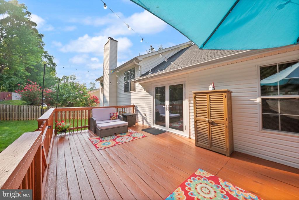 18 PARKWOOD COURT