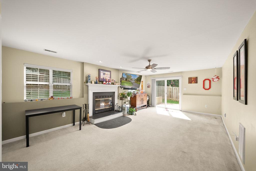 18 PARKWOOD COURT