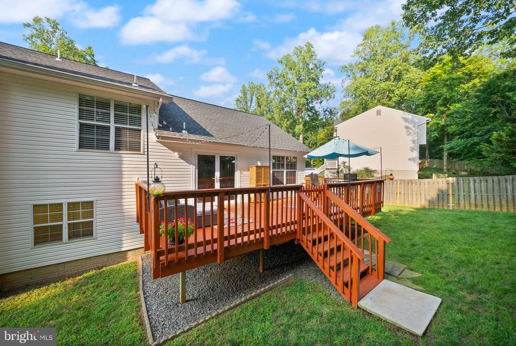18 PARKWOOD COURT
