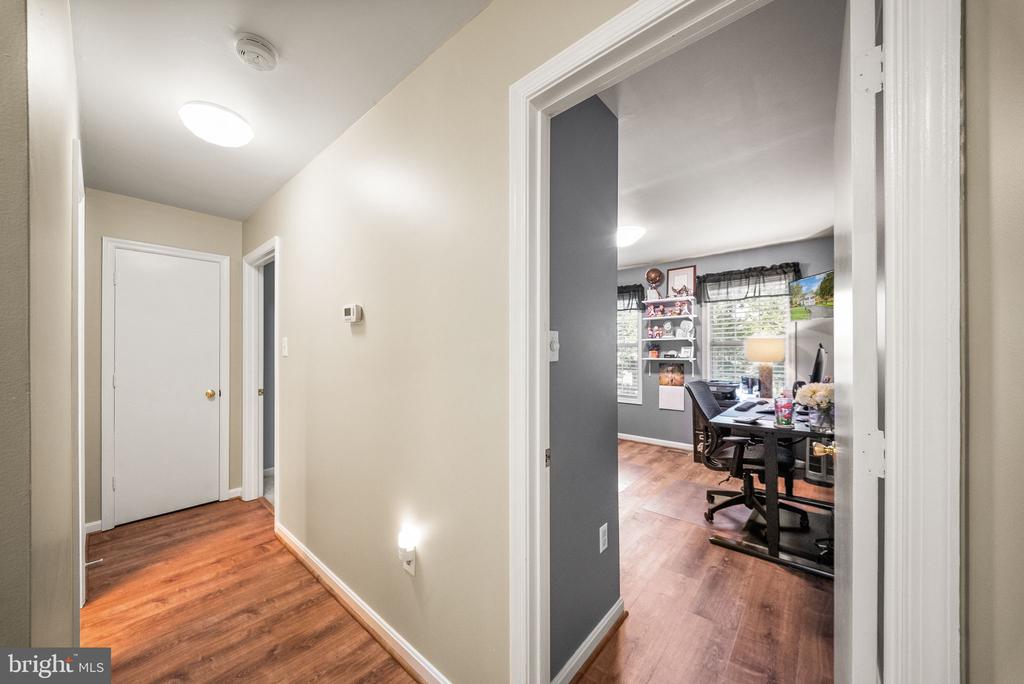 18 PARKWOOD COURT