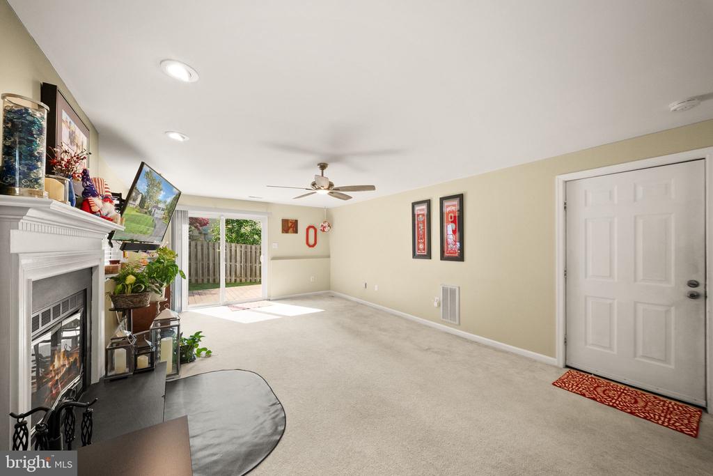 18 PARKWOOD COURT