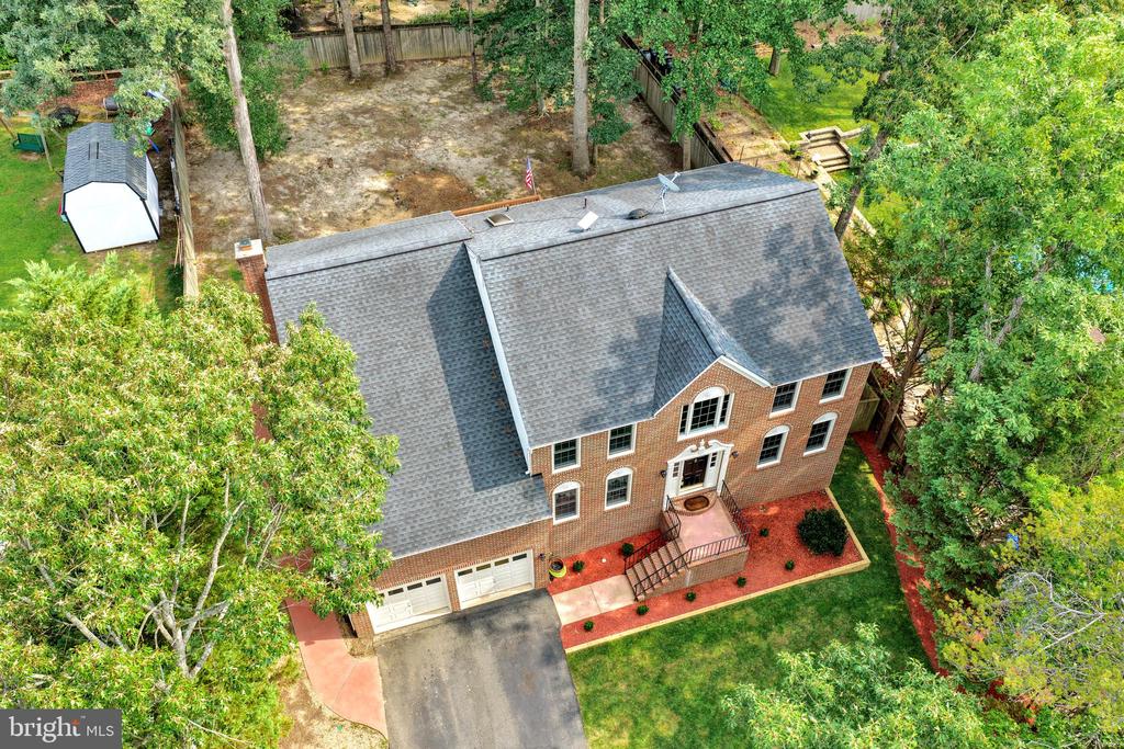 2011 VICTORIA DRIVE