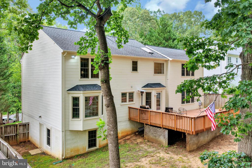 2011 VICTORIA DRIVE