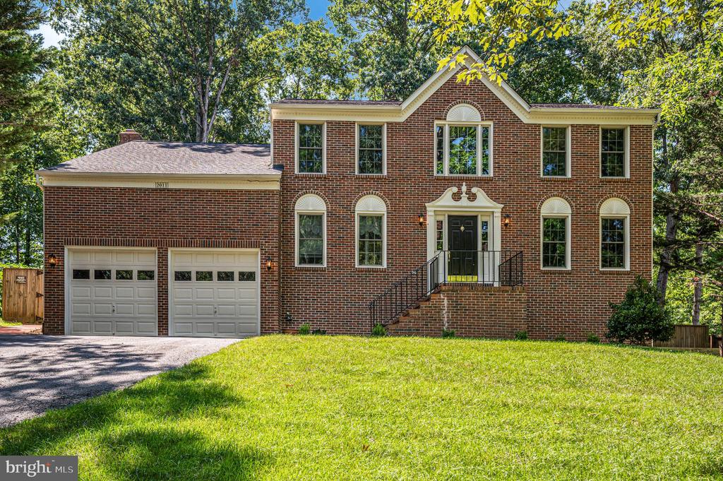 2011 VICTORIA DRIVE