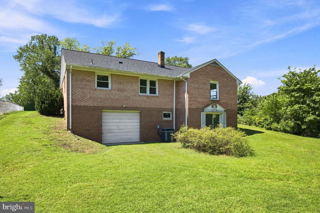205 MAPLE STREET