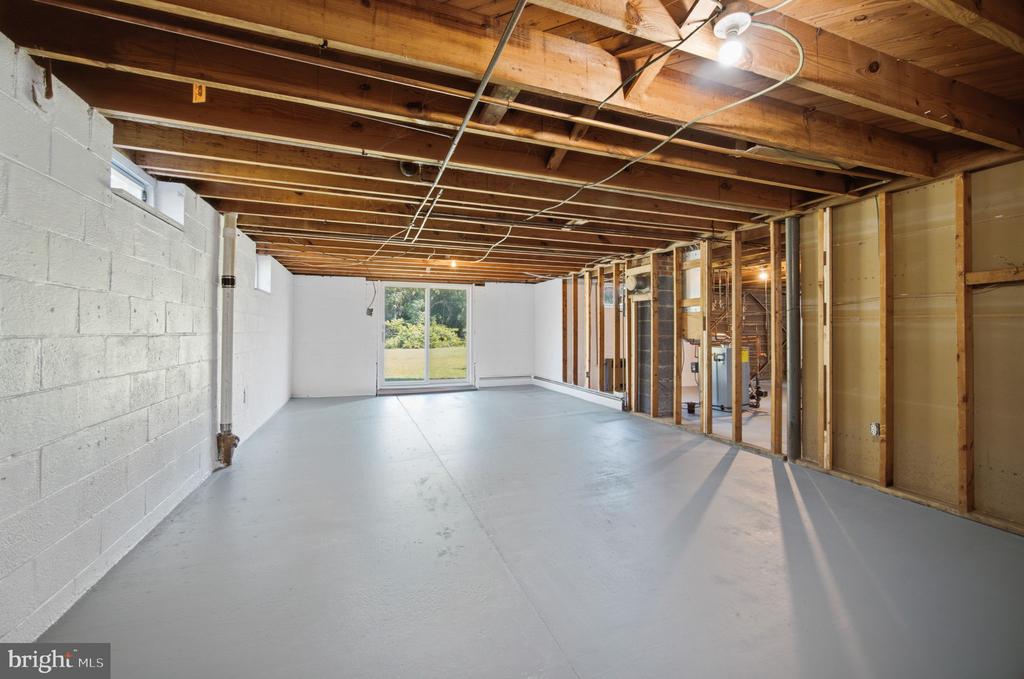 205 MAPLE STREET