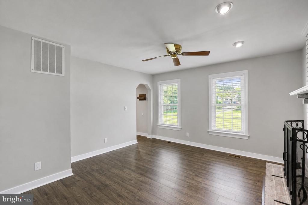 24 BERTRAM BOULEVARD