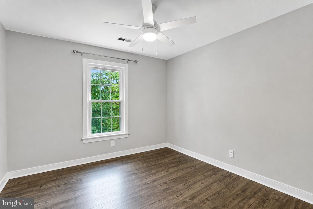 24 BERTRAM BOULEVARD