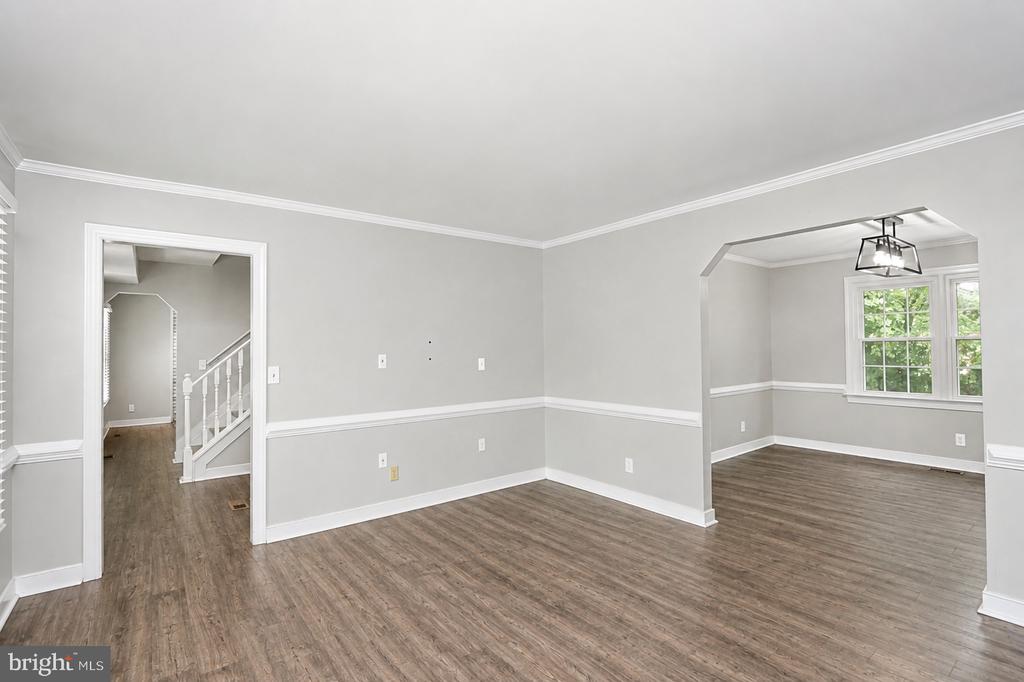 24 BERTRAM BOULEVARD