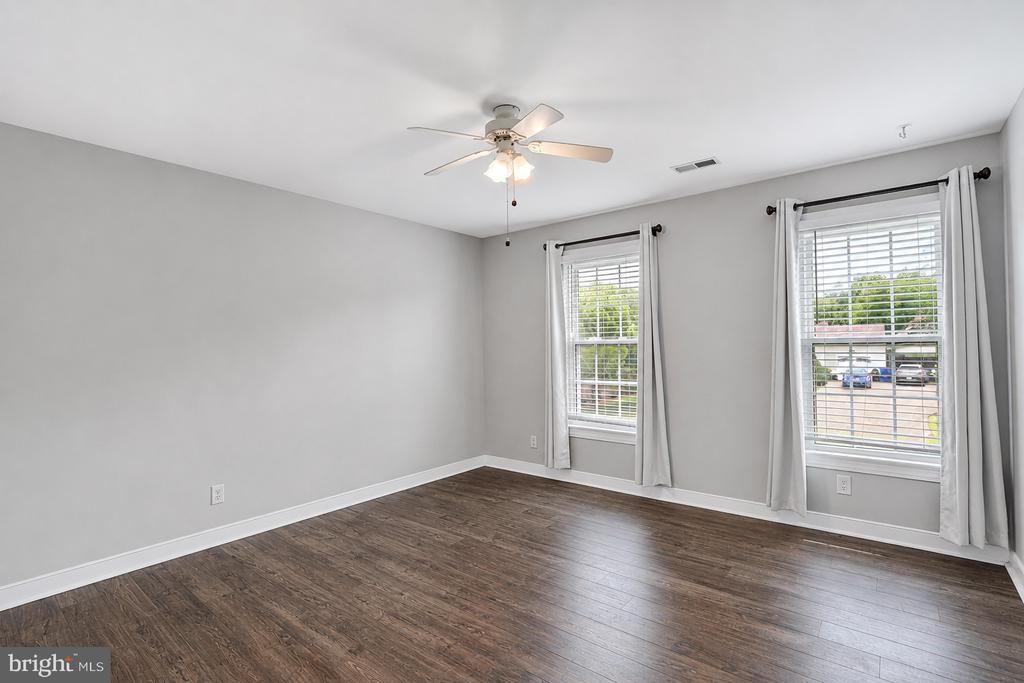 24 BERTRAM BOULEVARD