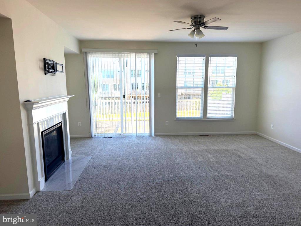 438 BOXELDER DRIVE Unit: 102