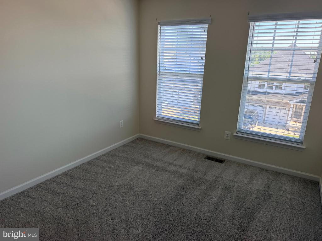 438 BOXELDER DRIVE Unit: 102