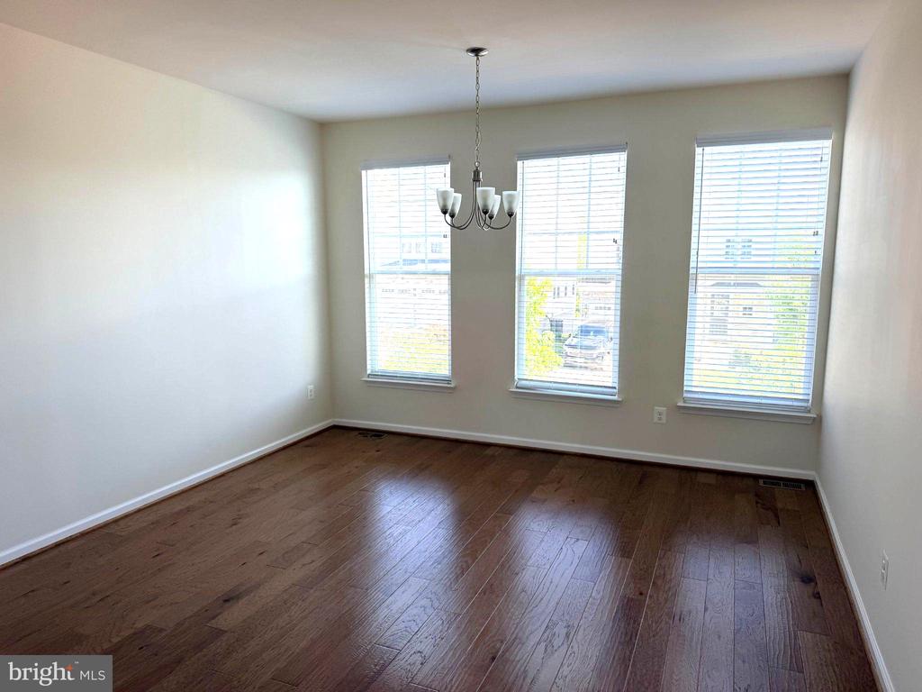 438 BOXELDER DRIVE Unit: 102