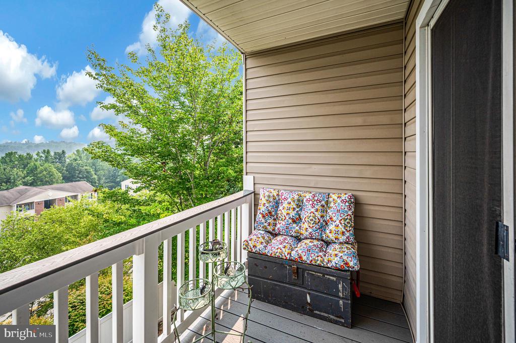 75 FERN OAK CIRCLE Unit: 303
