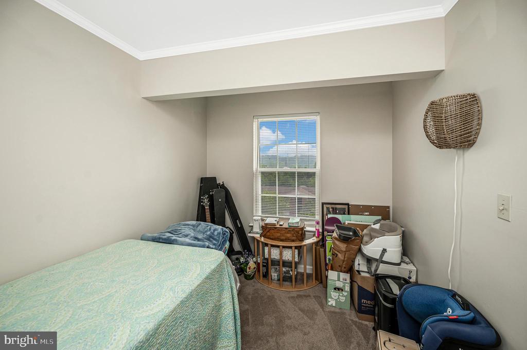 75 FERN OAK CIRCLE Unit: 303