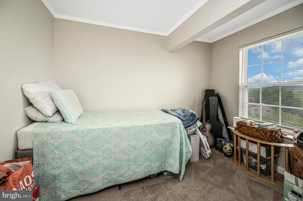 75 FERN OAK CIRCLE Unit: 303