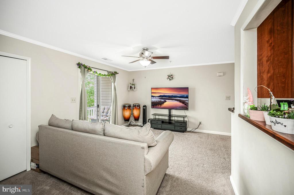 75 FERN OAK CIRCLE Unit: 303