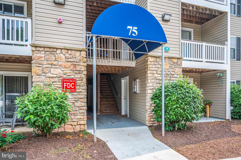 75 FERN OAK CIRCLE Unit: 303