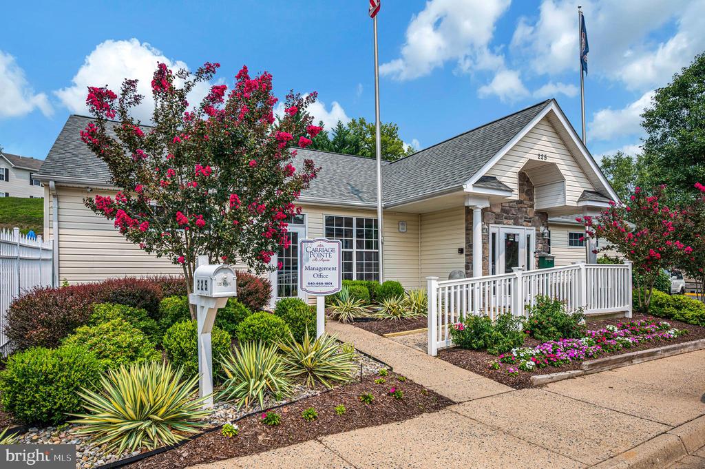 75 FERN OAK CIRCLE Unit: 303