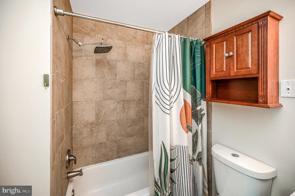 75 FERN OAK CIRCLE Unit: 303