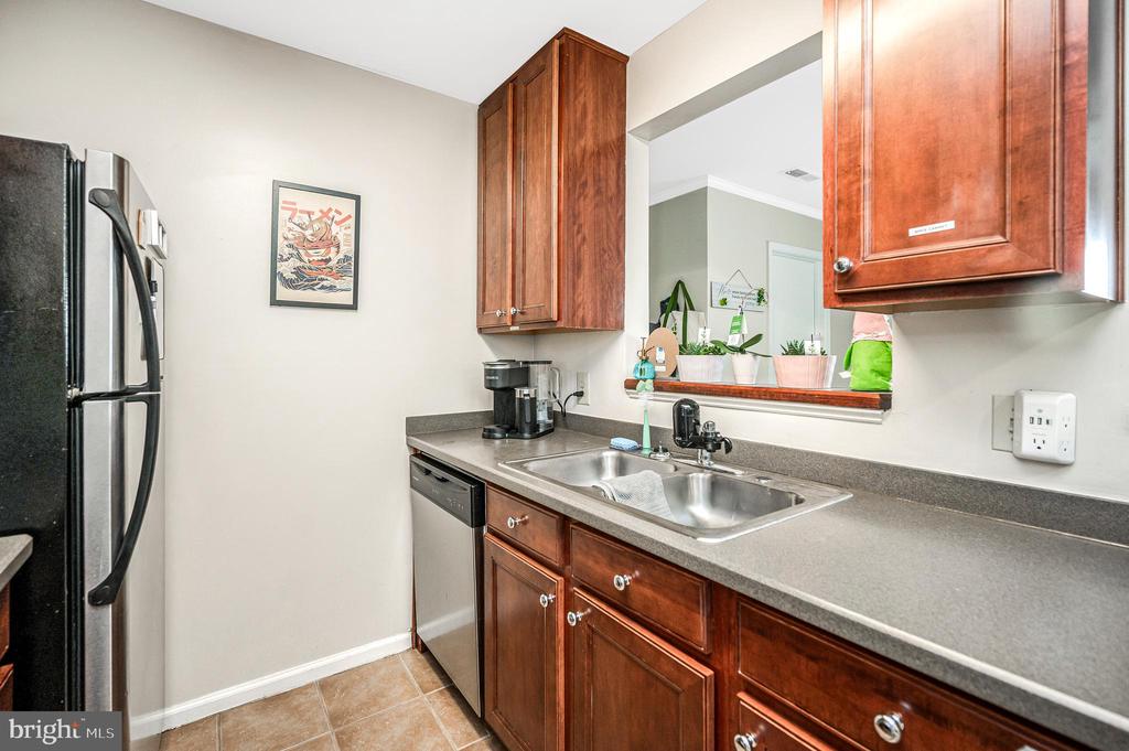 75 FERN OAK CIRCLE Unit: 303