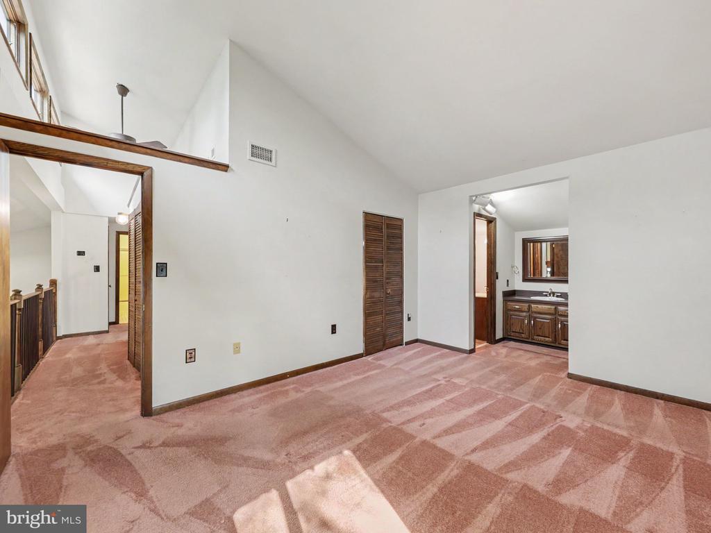 415 COLLINGWOOD DRIVE