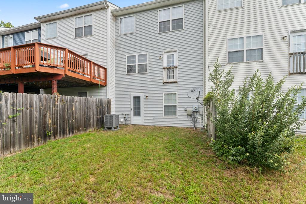 209 ILONA COURT