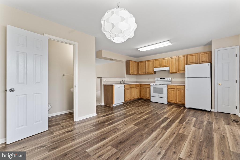 209 ILONA COURT