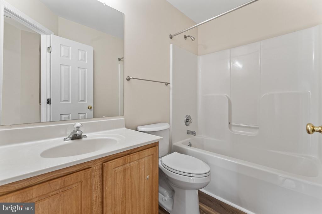 209 ILONA COURT