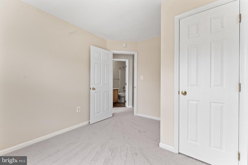 209 ILONA COURT